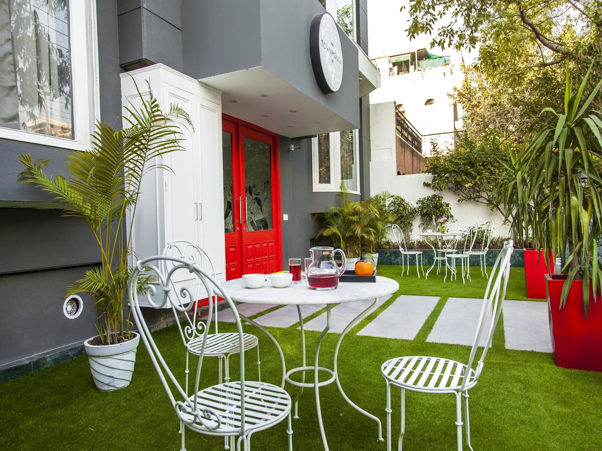 Hotel Oyo Townhouse 002 3*
