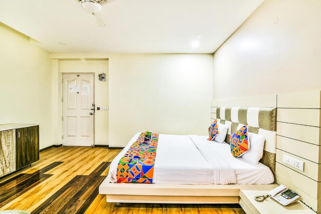 Hotel Fabexpress Grand Shoba 3*