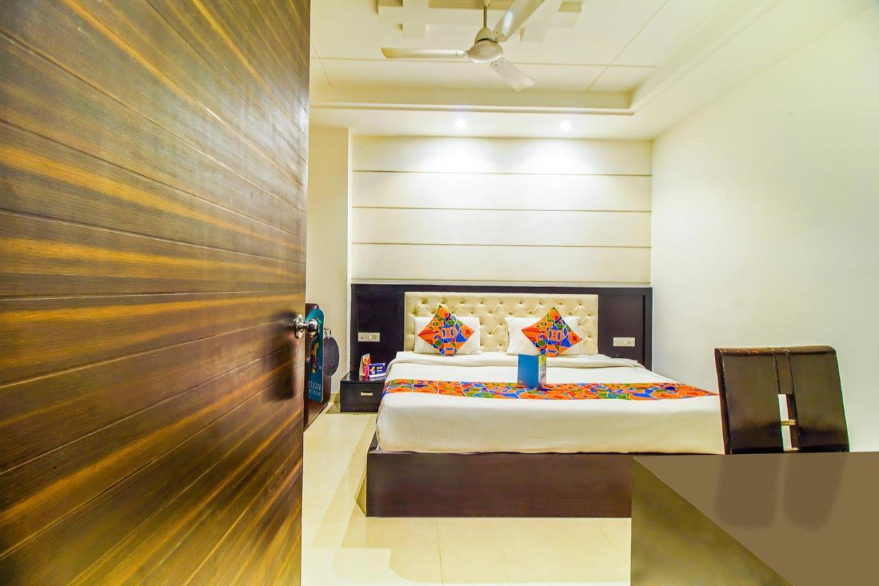 Fabhotel Transit Delhi Airport Mahipalpur Hotel 3*