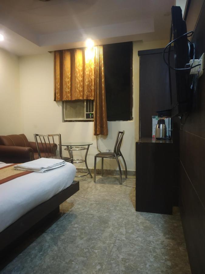 Adb Rooms Dada Cottage New Delhi