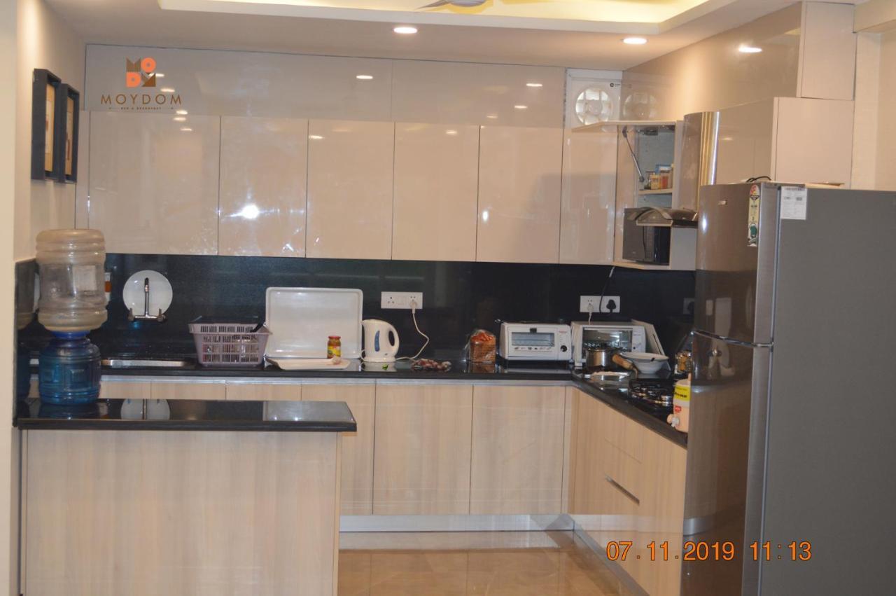 Moydom Private Ensuite With Shared Balcony & Kitchen Bed & Breakfast
