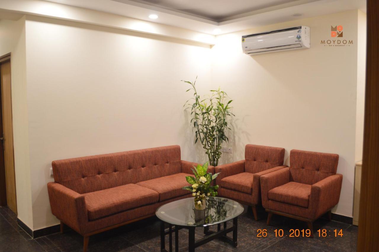 Moydom Private Ensuite With Shared Balcony & Kitchen New Delhi