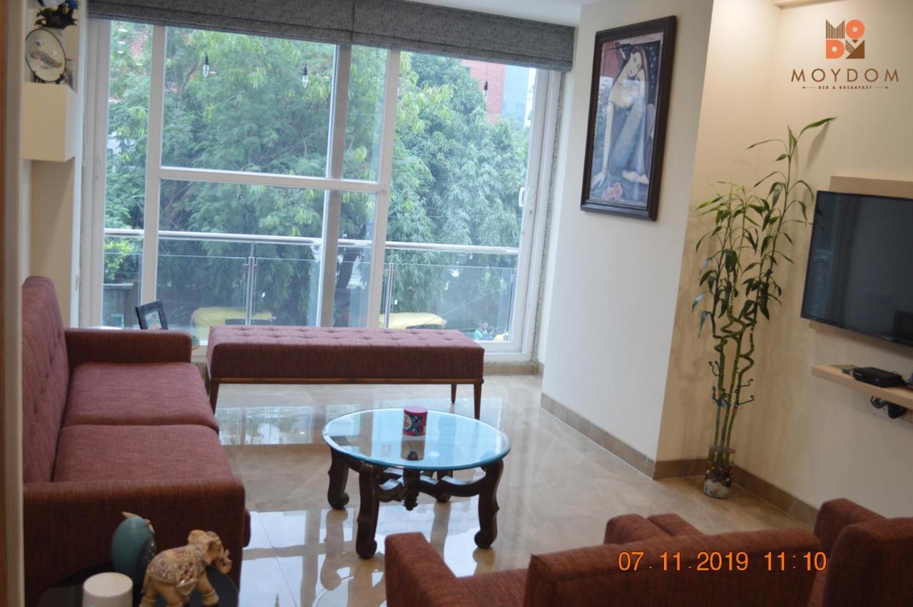 Moydom Private Ensuite With Shared Balcony & Kitchen New Delhi