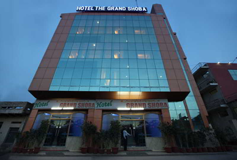 Fabexpress Grand Shoba Hotel 3*