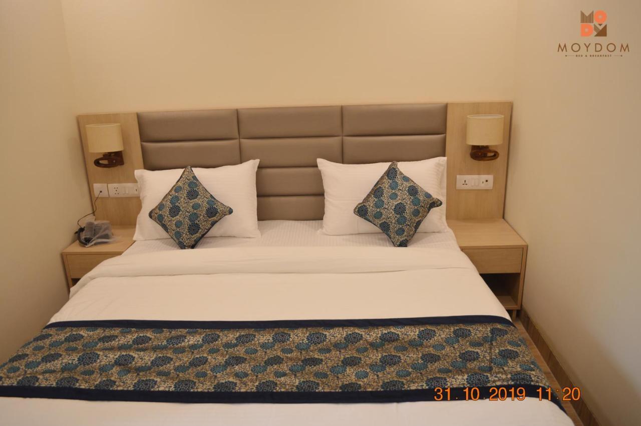 Moydom Private Ensuite With Shared Balcony & Kitchen Bed & Breakfast *