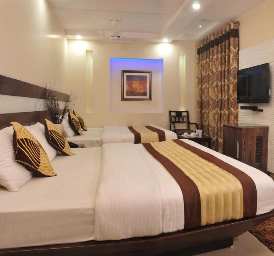 Well Dx 3* New Delhi