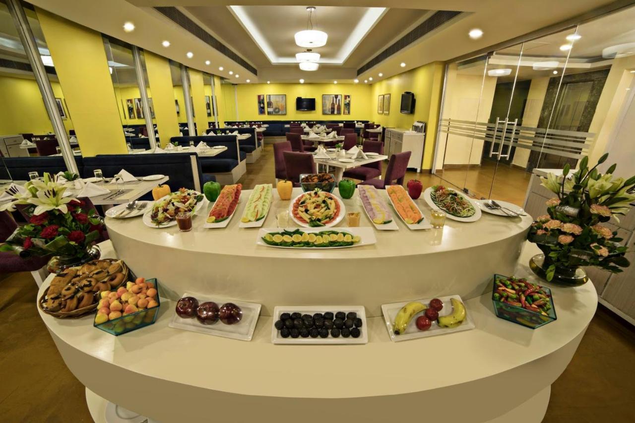 Hotel Sarovar Portico Naraina, 3*