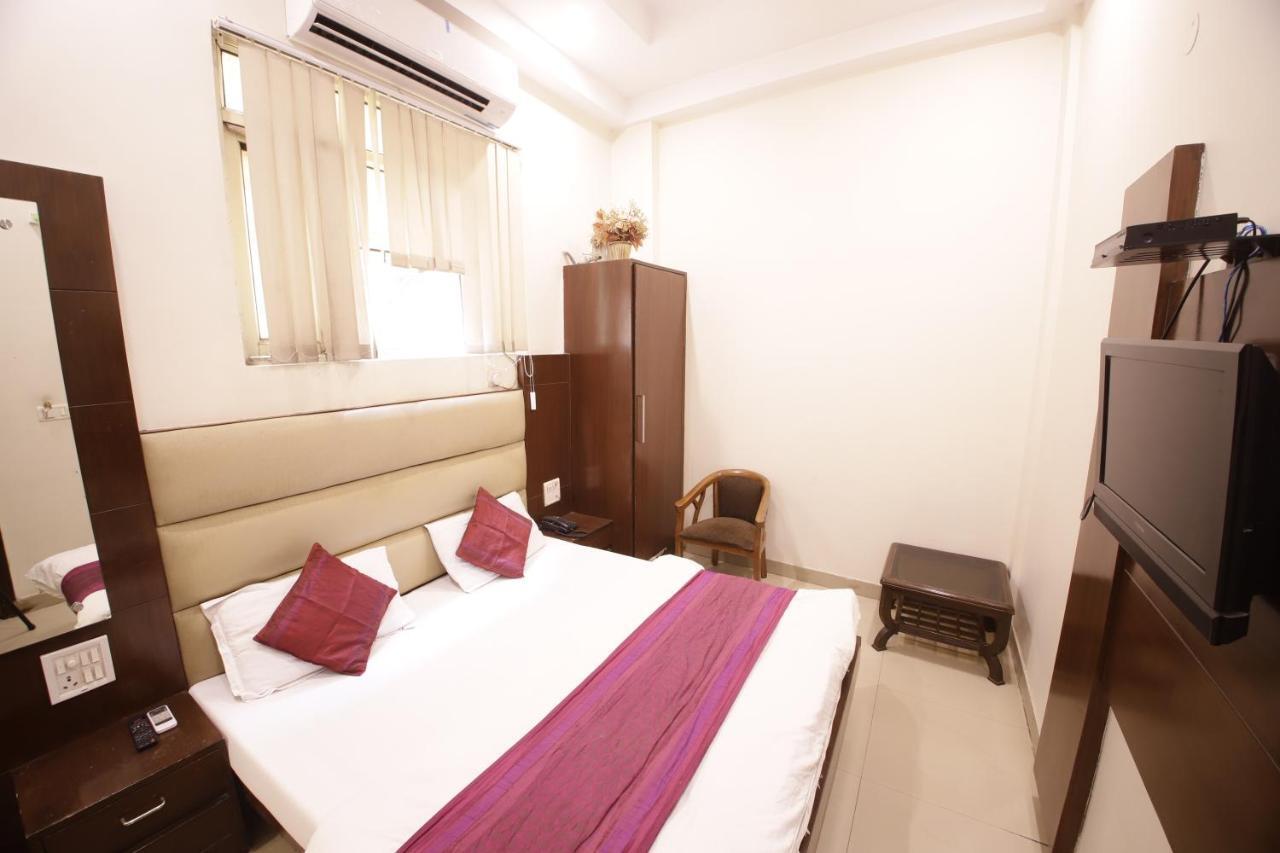 Golden Wings New Delhi