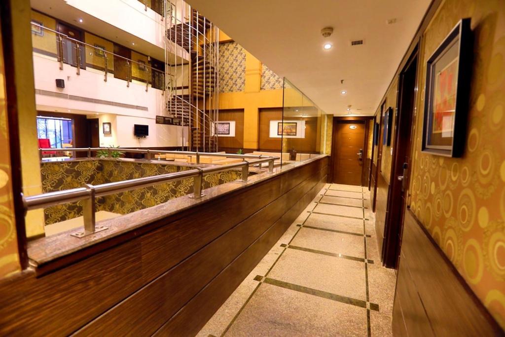 Hotel Bluemont Beacon New Delhi Gurgaon