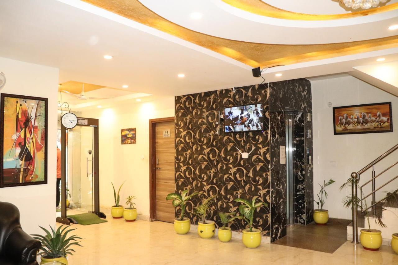 O Mint Hotel