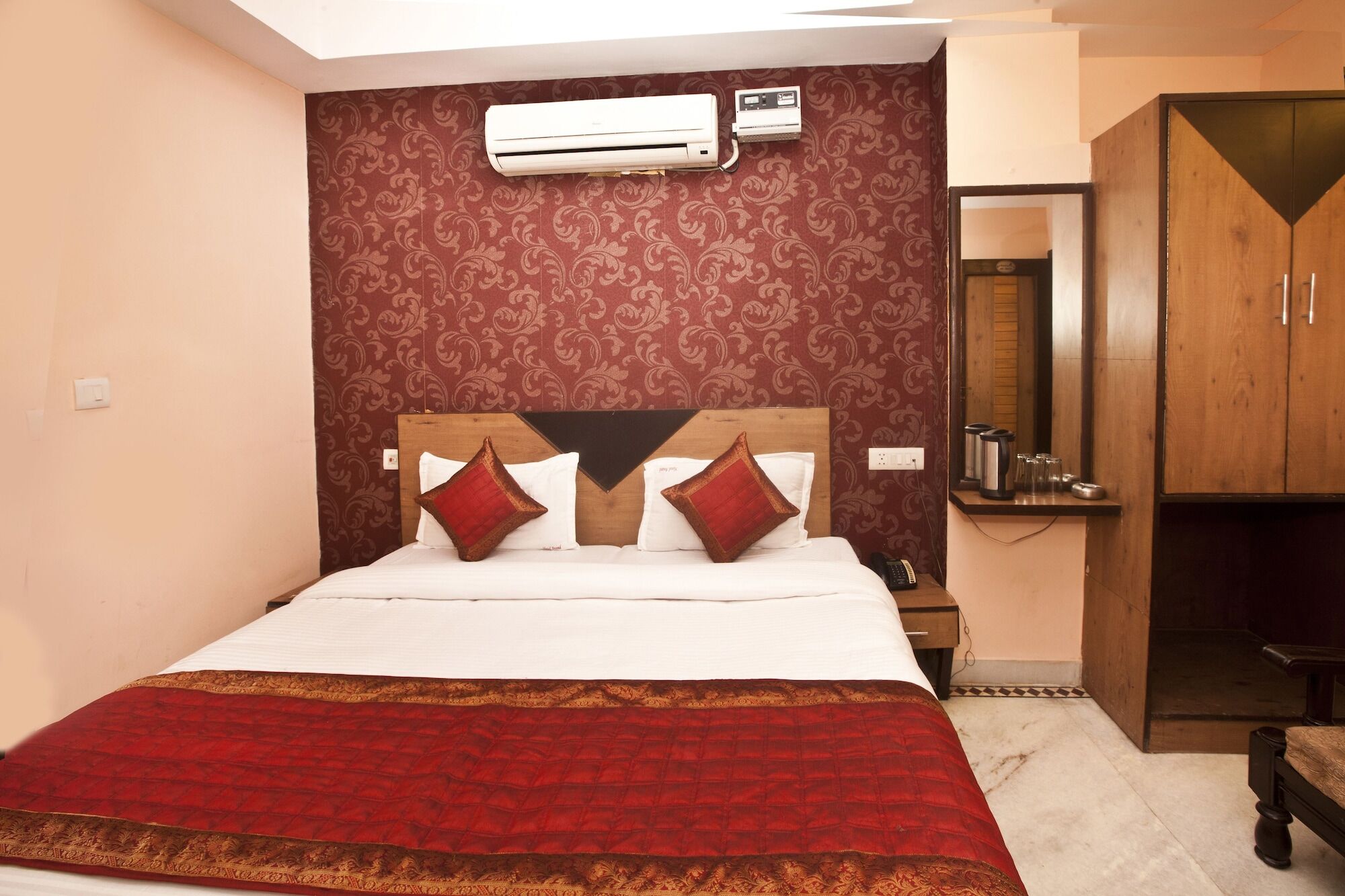 Hotel Oyo 337 Anand