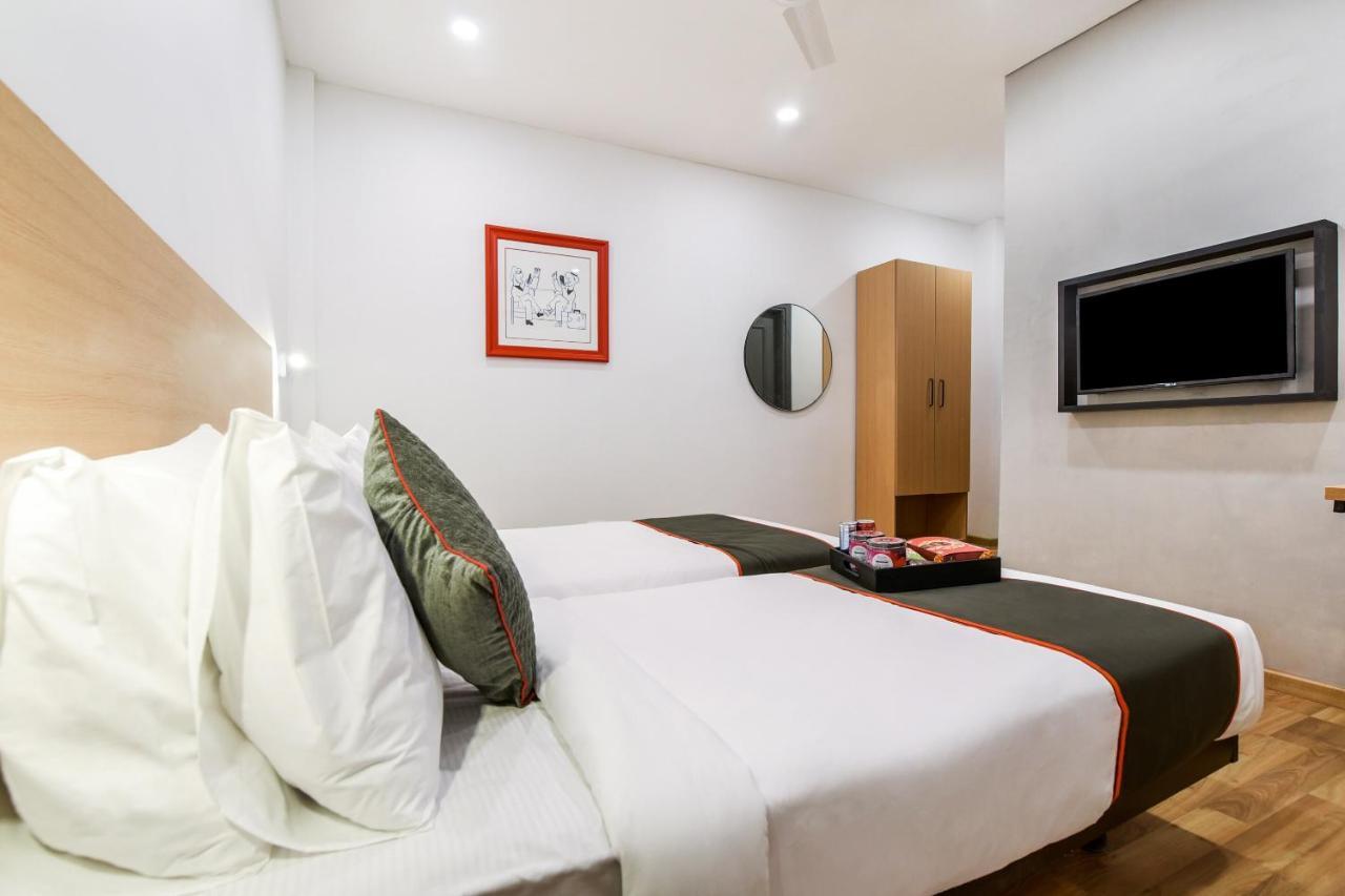 Hotel Saffron Gold