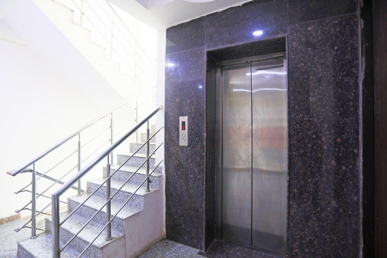 Rampal Palace Hotel 3*