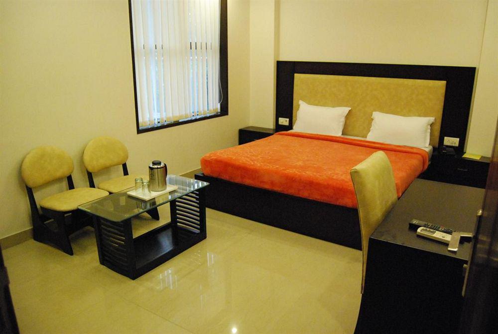 New Walnut Castle Hotel Delhi (National Capital Territory of India)