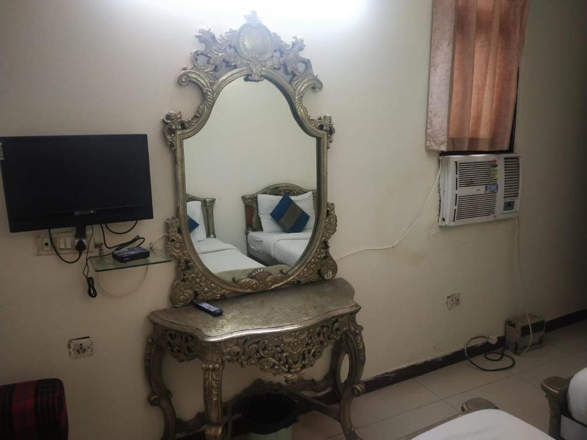 Hotel Ivory Palace