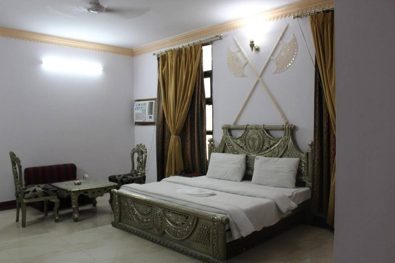 Ivory Palace Hotel 3*