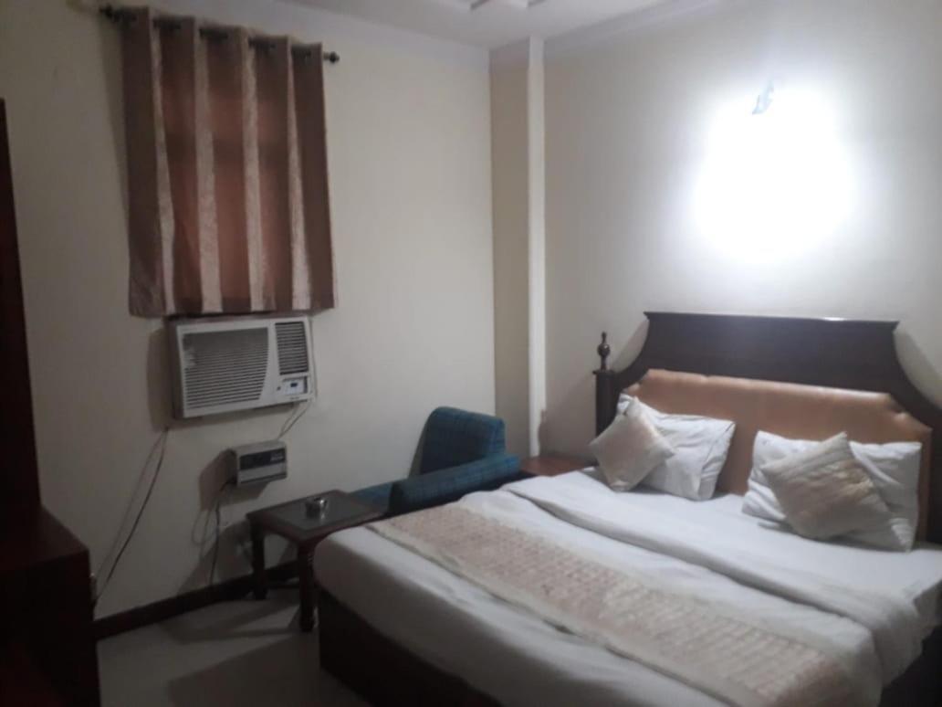 Ivory Palace Hotel