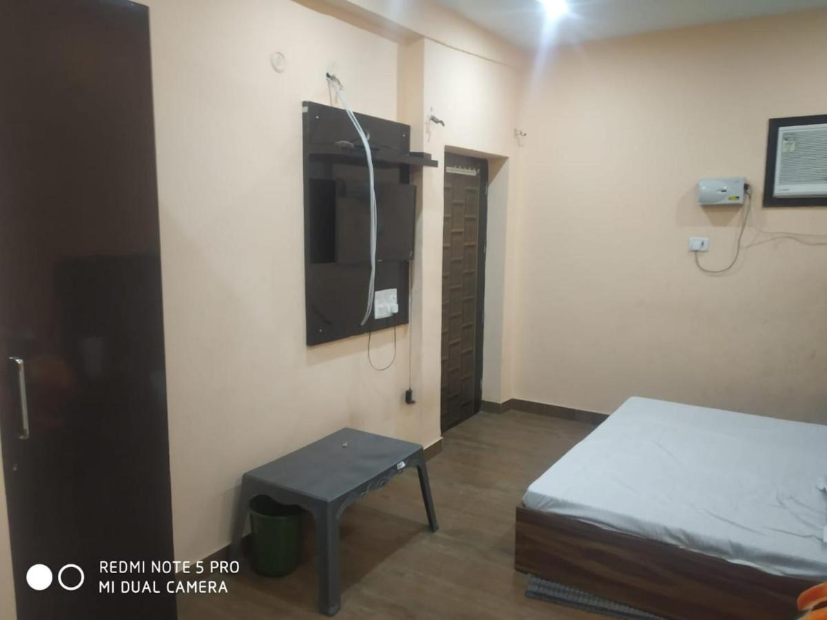 Oyo Townhouse 901 Prime Enclave Near Ambience Mall Apartamento