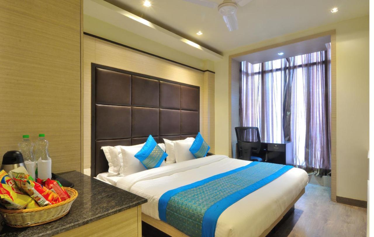 Hotel Royal Grand - Opposite Axis Bank East Patel Nagar