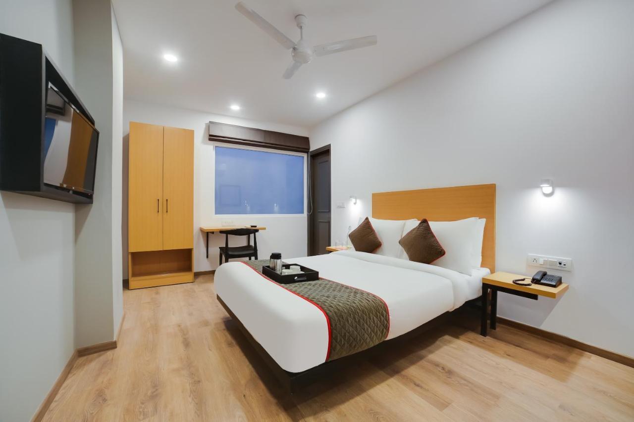 Hotel Oyo Townhouse 019 Anand Vihar 4*
