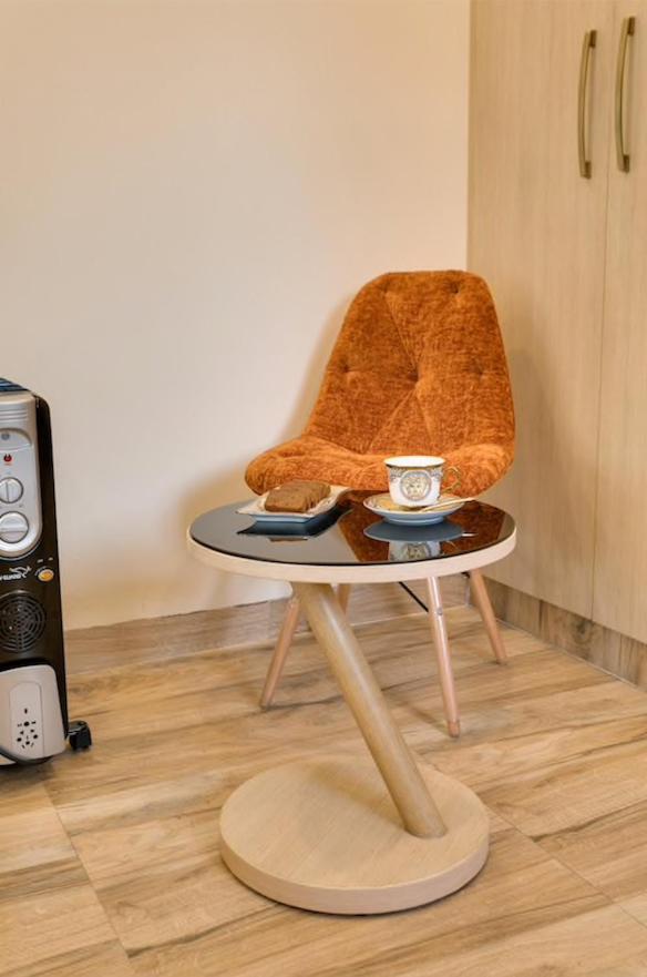 Moydom Private Ensuite With Shared Balcony & Kitchen Bed & Breakfast *