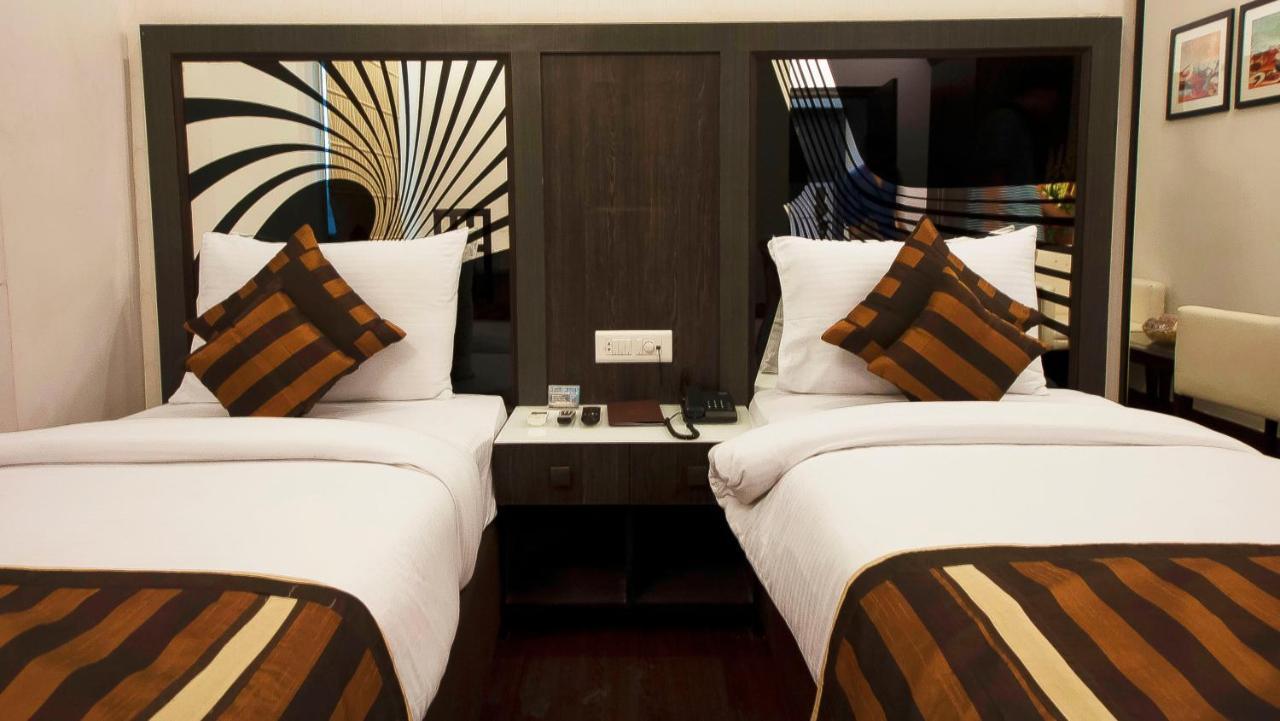 Pitrashish Grand And Premium Hotel