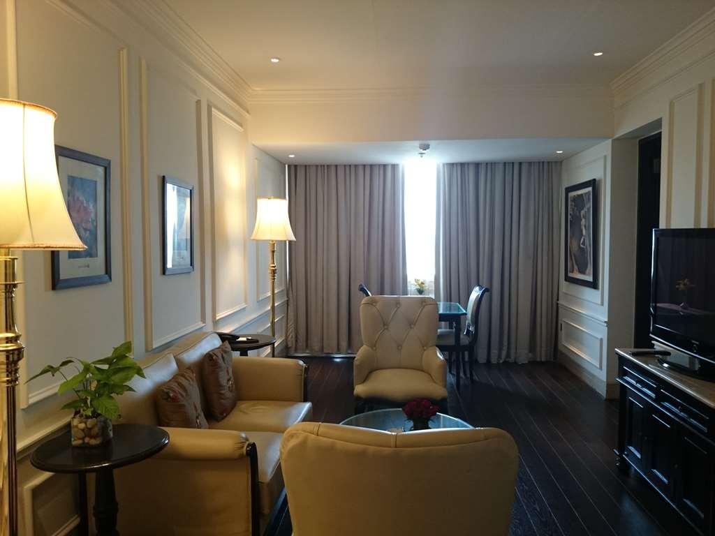 Hotel The Ashok, 5*