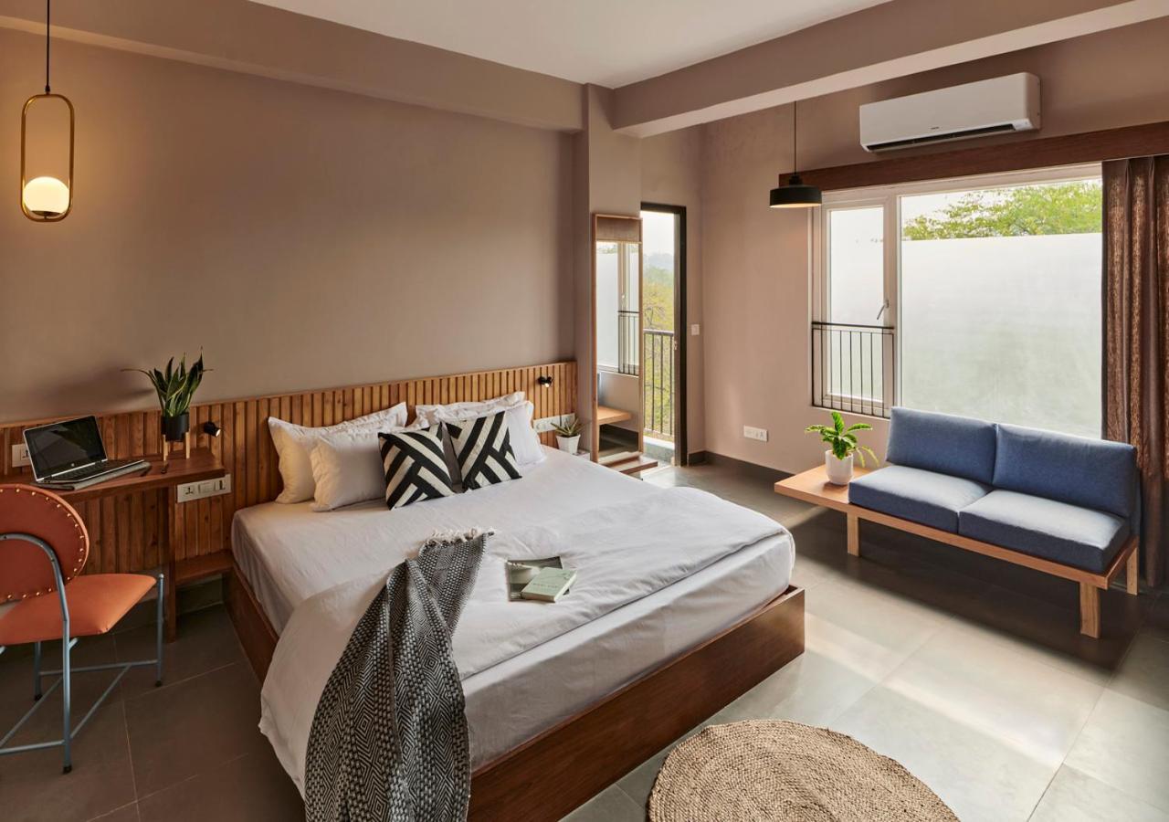 Minimalist Poshtel &
