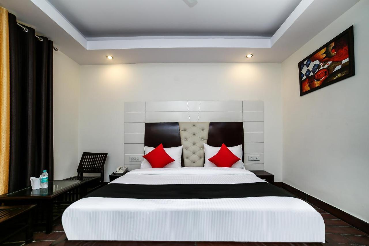 Capital O 24198 Sunrise Grand 3* Delhi (National Capital Territory of India)