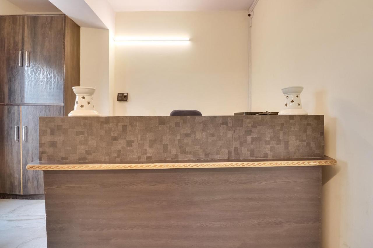 Oyo Rohini Near Rithala Metro Station Hotel 3*