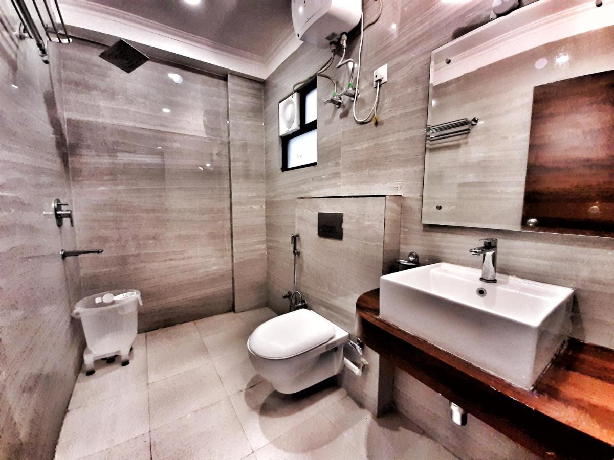 Hotel Aerocity Purple Orchid 3*