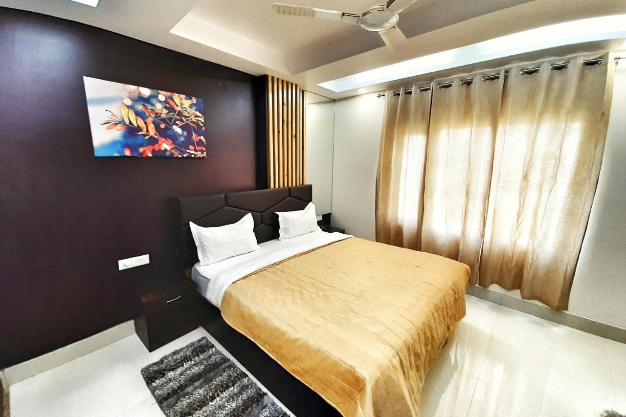 Hotel Aerocity Purple Orchid Nova Deli