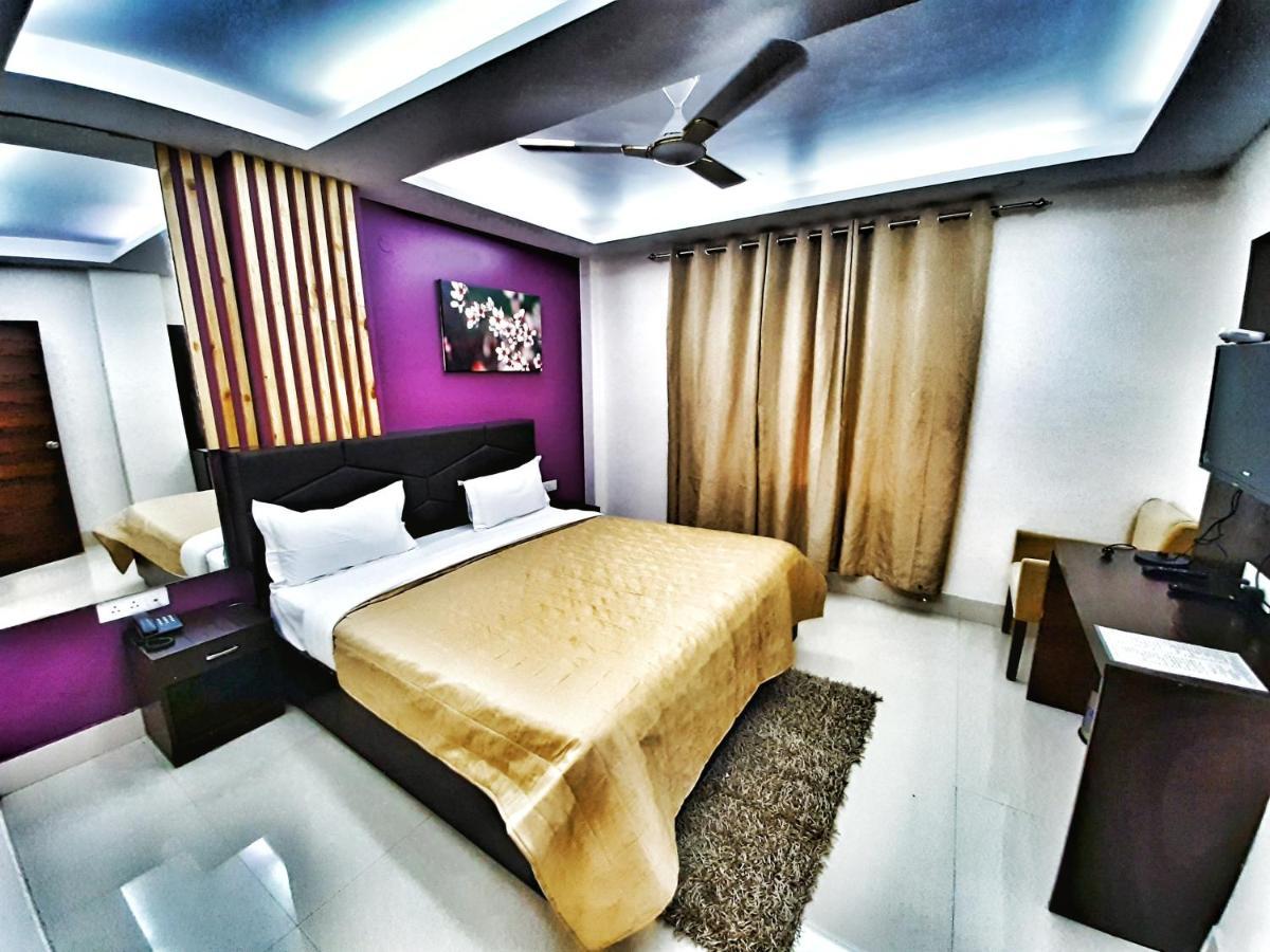 Aerocity Purple Orchid 3* Nova Deli