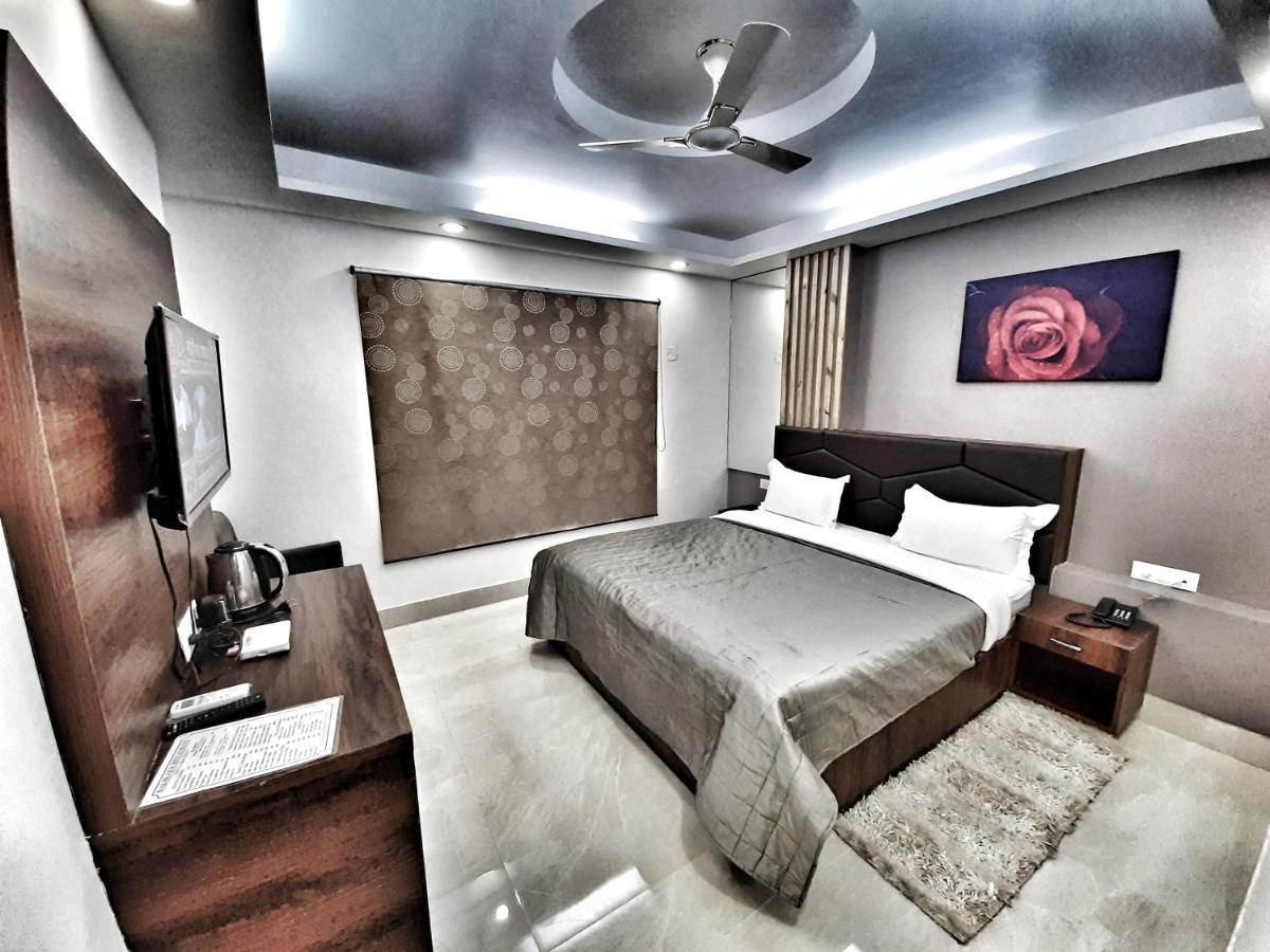 Aerocity Purple Orchid 3*