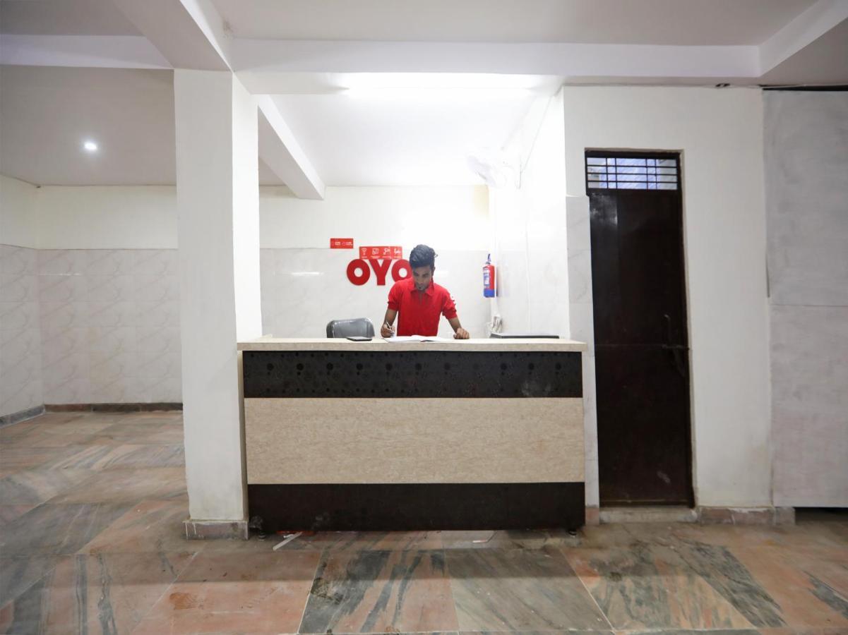 Oyo 46841 Aashiana Hotel 3*