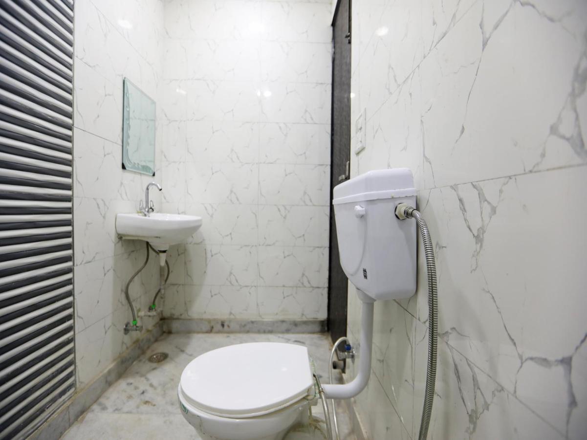 Oyo 46841 Aashiana Hotel 3*