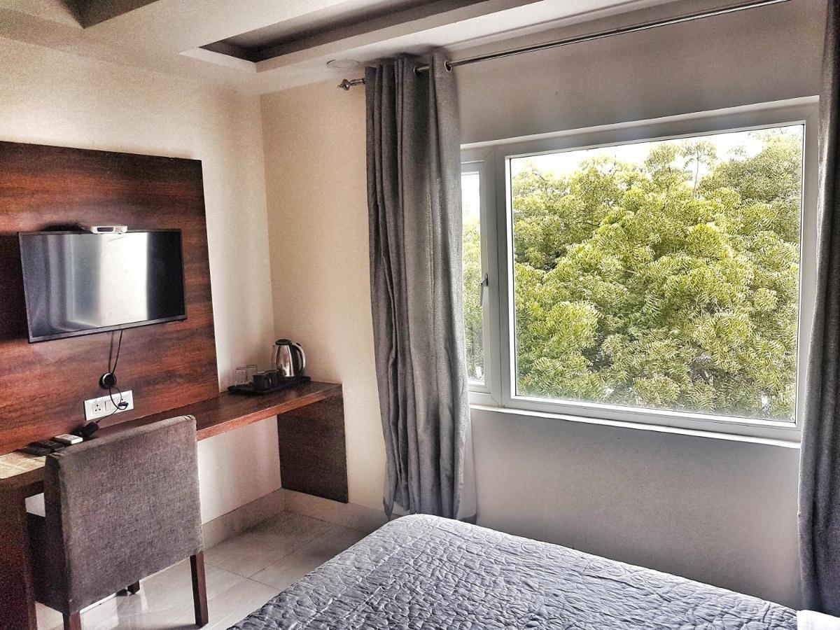 Aerocity Purple Orchid Hotel 3*