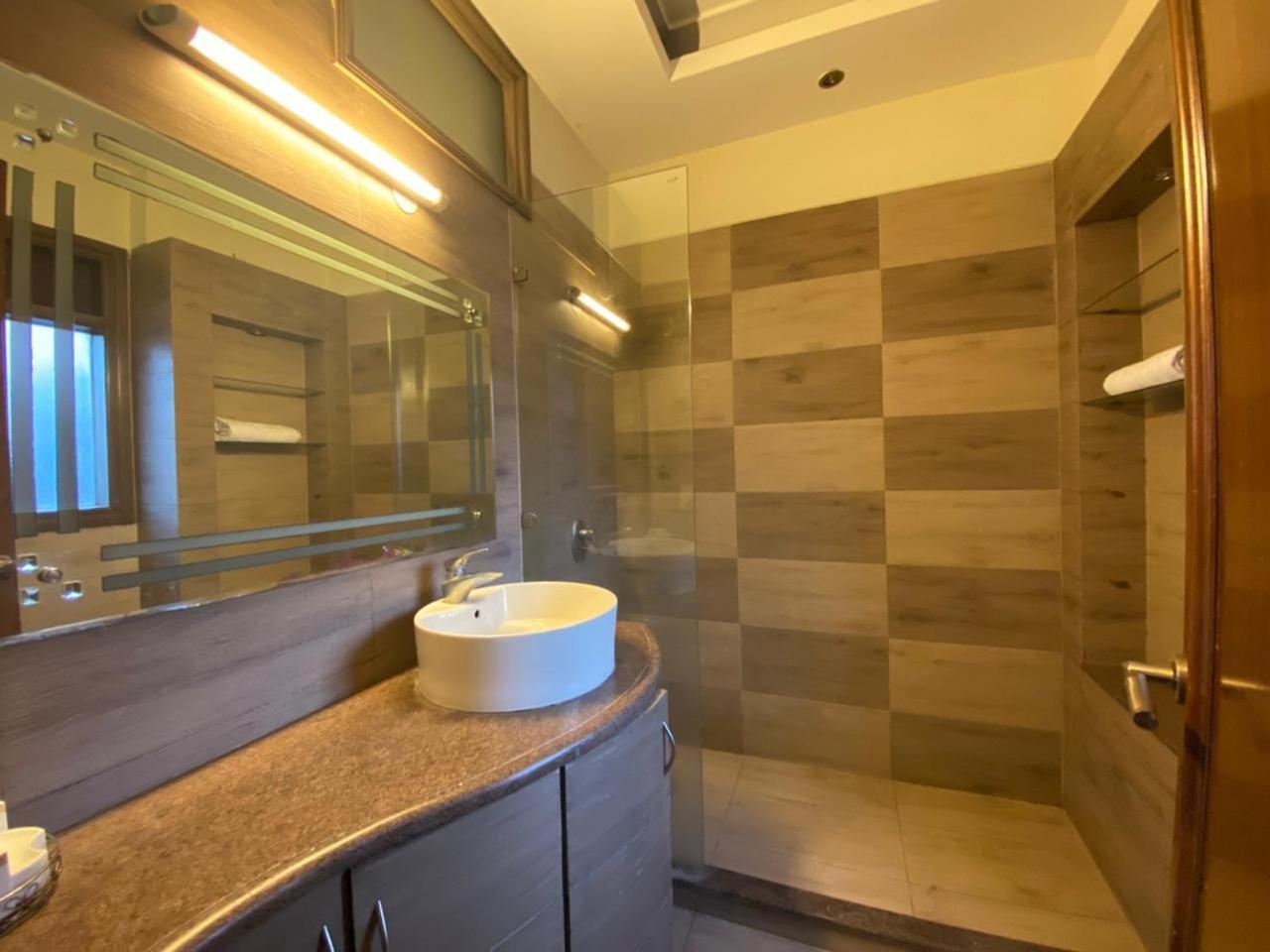 Amar One Hotel New Delhi