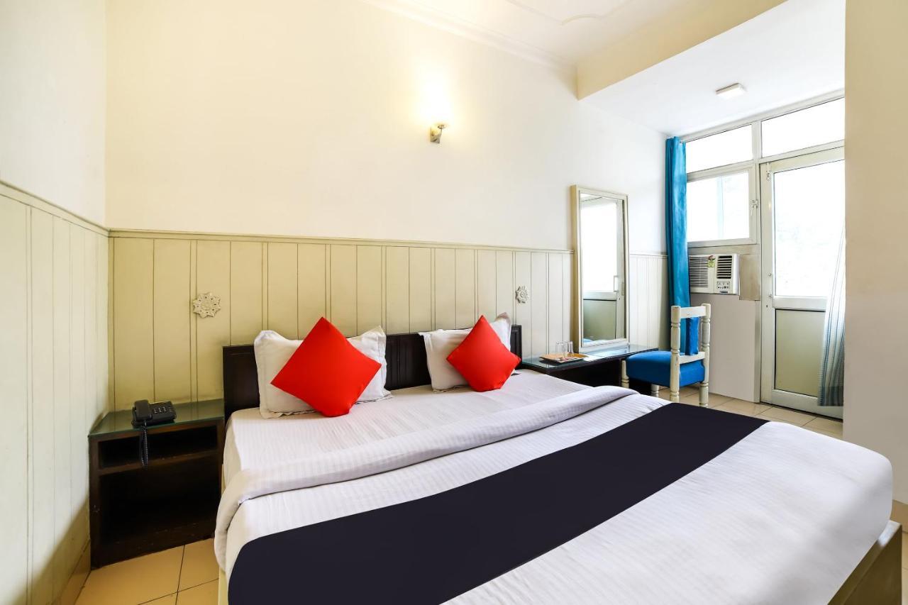 Capital O 48354 The Nest Hotel 3*