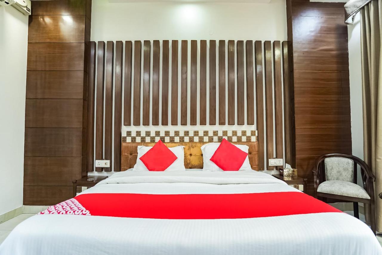Oyo 66574 Mandakini 3*