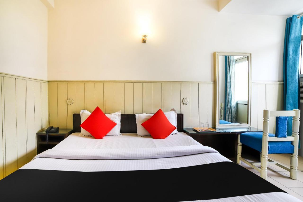 Capital O 48354 The Nest Hotel New Delhi