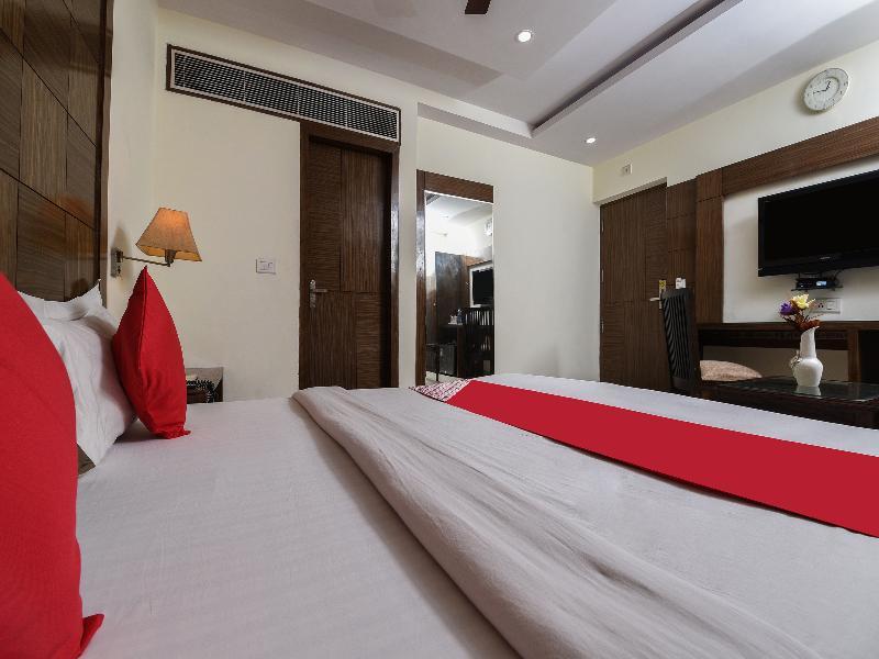 Mohan International Hotel