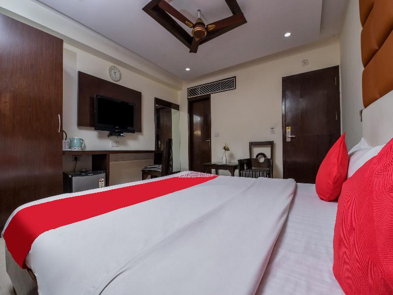 Mohan International 3* New Delhi