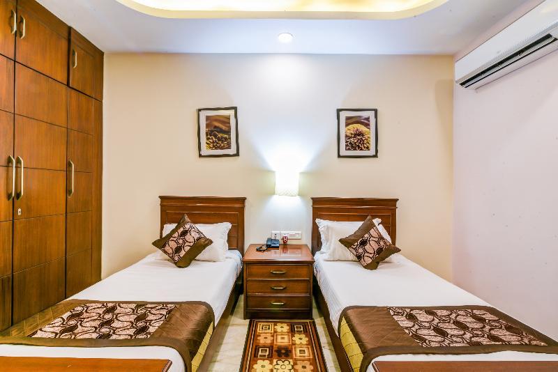 Hotel Treebo Kings Plaza New Delhi