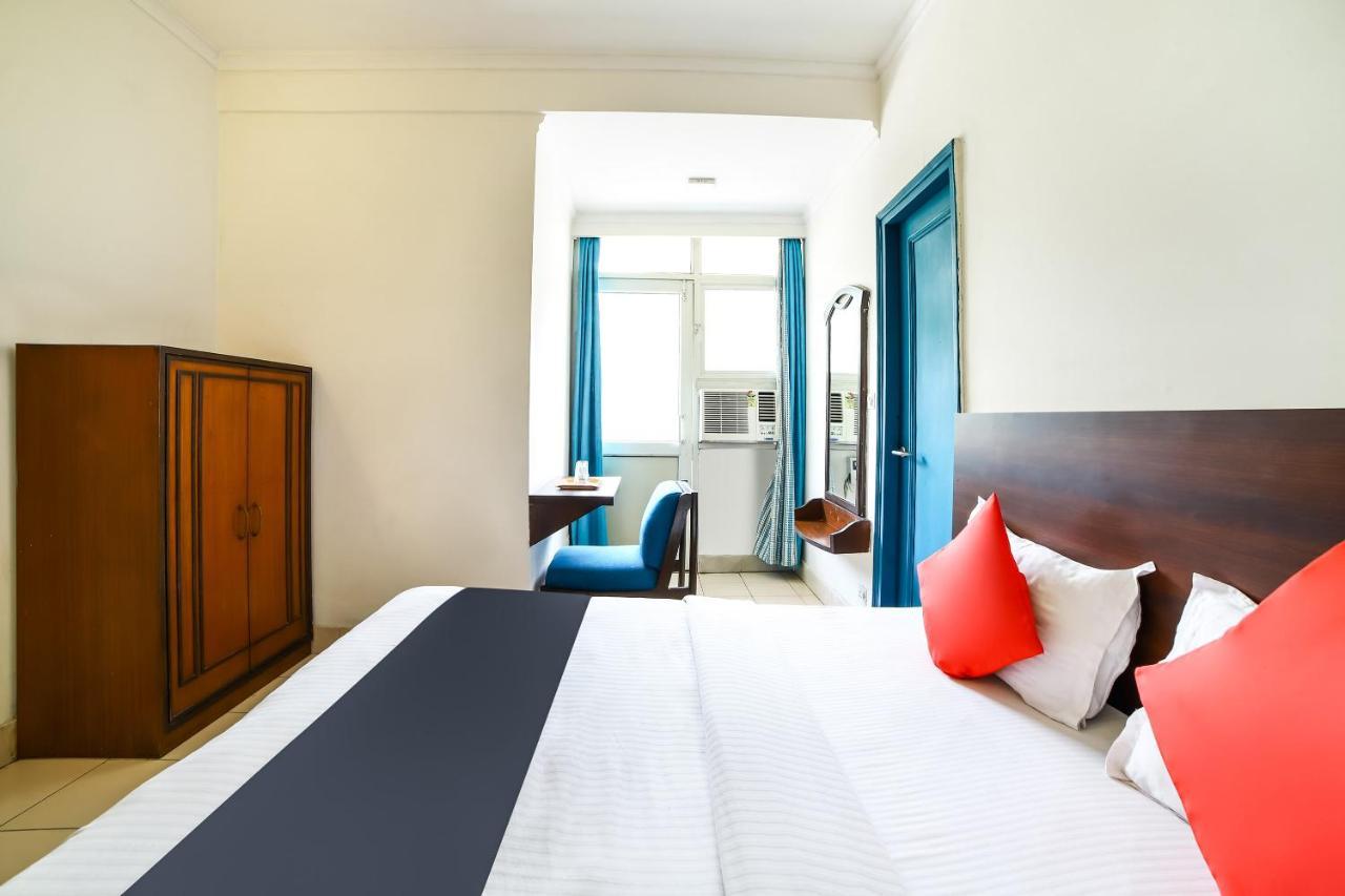 Capital O 48354 The Nest New Delhi