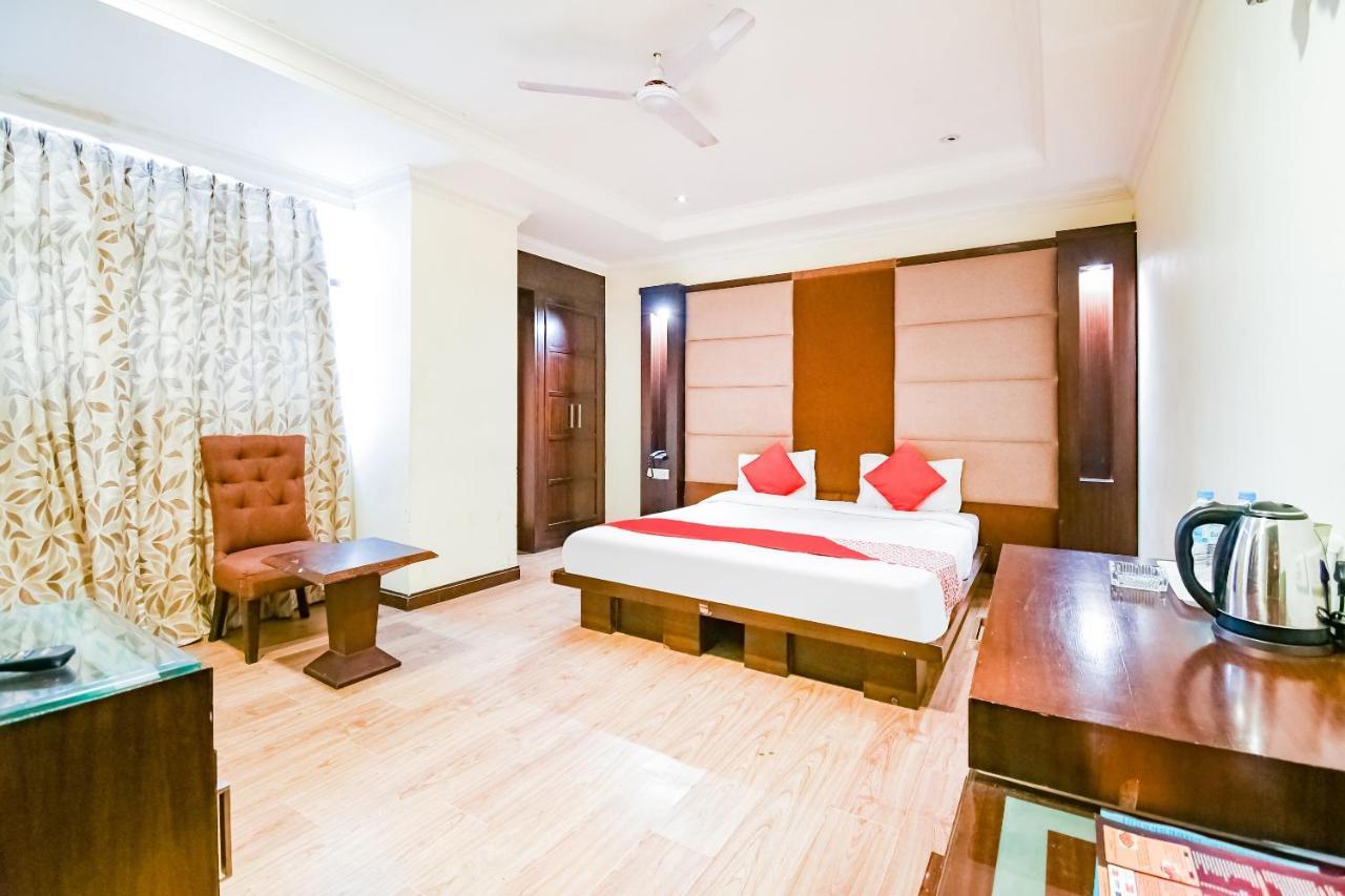Hotel O Imperial New Delhi