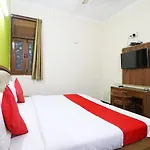 Hotel Westend Holiday Home 5 Mint From Nizamuddin Railway Station