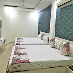 Hotel Le Heritage , Nizamudin Railway Station