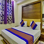 Hotel International Neelam Near New Delhi Railway Station