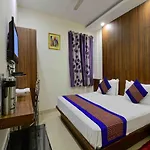 Hotel International Neelam Near New Delhi Railway Station